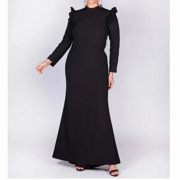 Camilyn Beth black Camilla gown size 24 - Picture 1 of 7